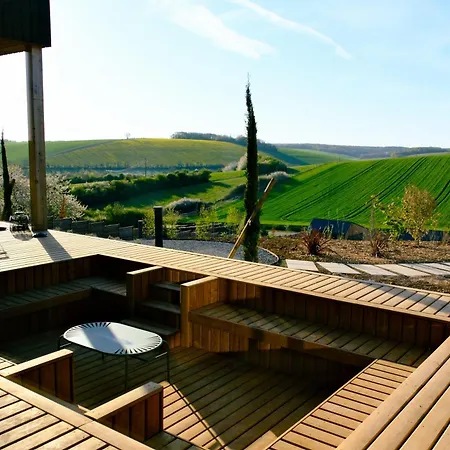 Vila Ostara Saint-Mards-en-Othe