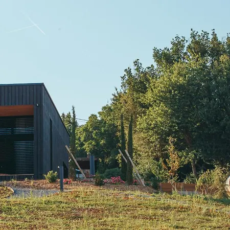 Ostara Villa Saint-Mards-en-Othe