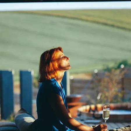 Ostara Saint-Mards-en-Othe